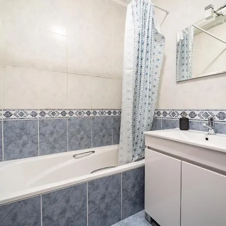 Apartamento Albano Belino, Ideal Para Familia E Grupos Braga