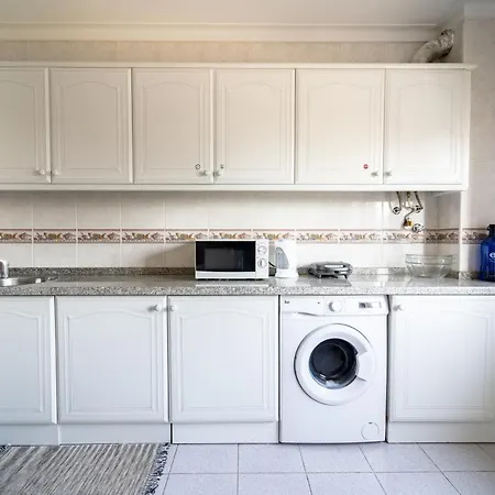 Apartamento Albano Belino, Ideal Para Familia E Grupos Braga