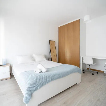 Apartamento Albano Belino, Ideal Para Familia E Grupos